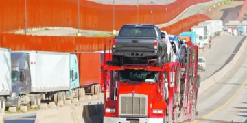 Retiro de visas B-1 a operadores de carga amenaza freno a comercio fronterizo