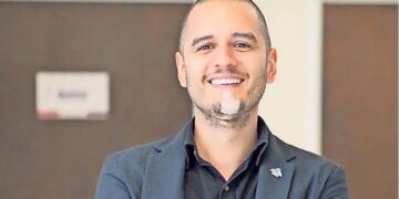 Denuncian agresión a menor en Parque Central