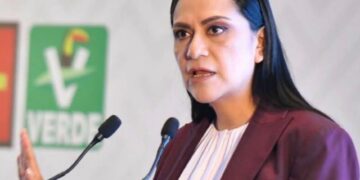 Reclamos contra Montiel en plenaria del Grupo Parlamentario de Morena