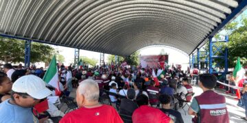 Andrea Chávez encabeza en Ciudad Juárez masiva asamblea informativa