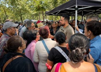 Promueve Francisco Sánchez amparo masivo en Ciudad de México contra el registro de celulares