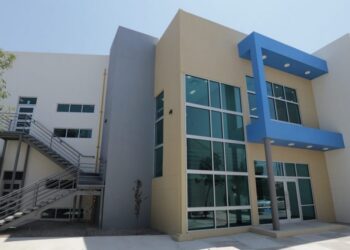 Inauguración de modernos edificios en el IIT amplían infraestructura y la capacidad de la UACJ