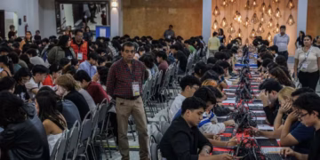 Aplicación del examen de control de la UNAM mediante red cerrada sin internet y con fe de notario público