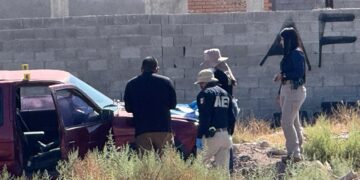 Hallan cadaver con mensaje amenazante en Ciudad Juarez