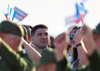 El ascenso político del nieto de Raúl Castro y su sombra en la diplomacia secreta y las redes de contrabando