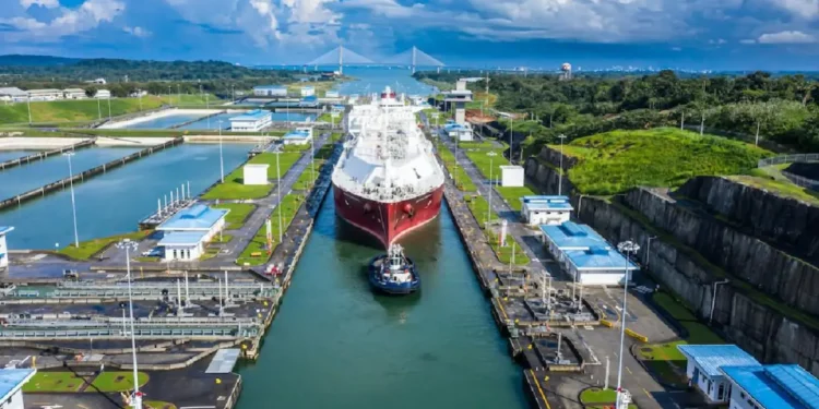 EL CANAL DE PANAMÁ