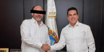Detienen en Campeche a exdirector de Comunicación Social de Alejandro Moreno por presunto desvío millonario