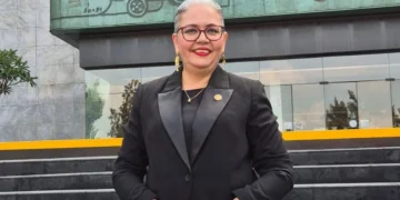 Asume Graciela Domínguez gubernatura interina de Sinaloa