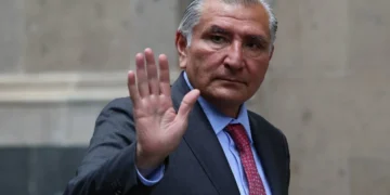 Investiga EE. UU. bienes y operaciones financieras de Adán Augusto López