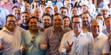 Se reúne Marco Bonilla con 32 presidentes de juntas de agua
