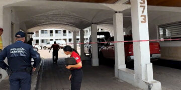 Hermetismo en Cuauhtémoc tras hallazgo sin vida de dos hermanastras en hotel; investigan causa de muerte por intoxicación
