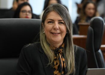 LA PRESIDENTE DE LA COMISION DE CULTURA DEL CONGRESO SE OPUSO A QUE RUBÉN MEJÍA FUERA EXCLUIDO COMO CANDIDATO A LA MEDALLA RASCON BANDA