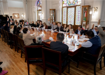 Avalan venta de tramo de calle Bustamante para proyecto de Alsuper en sesión de Cabildo