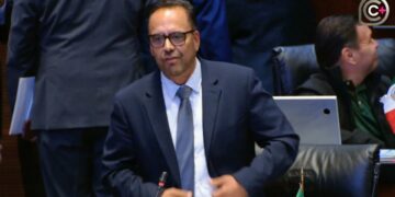 Exige Loera solución a falta de maestros en Juárez