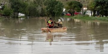 Mantienen búsqueda de hombre en vaso de captación de Villa Bonita