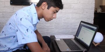 A clases a distancia en Juárez, el valle y Noroeste