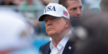 Rechaza Trump frenar la inteligencia artificial