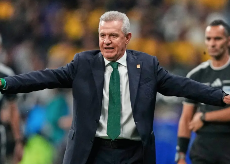 Ficha Javier Aguirre como nuevo director técnico del Valencia en España