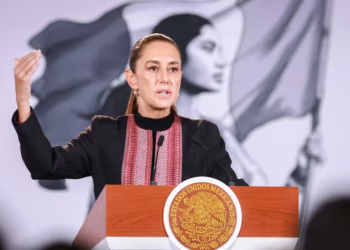 “No necesitamos que nos juzguen desde fuera. Sabemos cuáles son los problemas de México y actuamos”: Sheinbaum responde a Trump