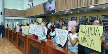 Cárcel a madre inocente y libertad a conductor desnudo que causó muerte, exhibe Diputado Avitia disparidad en la justicia