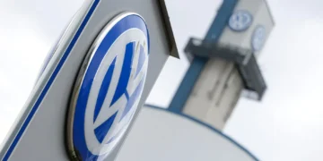 Aprueba Volkswagen recorte masivo de 50 mil puestos
