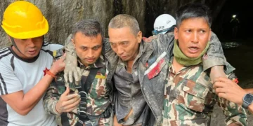 Rescates milagrosos en Nepal tras devastadoras inundaciones