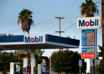 Dispara guerra en Oriente Medio precio del diésel; Republicanos preocupados