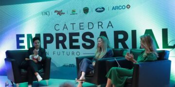 Hermanas de la Vega inauguran Cátedra Empresarial con charla sobre liderazgo
