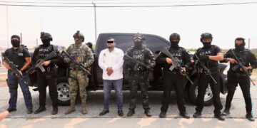 Capturan al alcalde de Juchitán y a presunto operador criminal en operativo federal en Oaxaca
