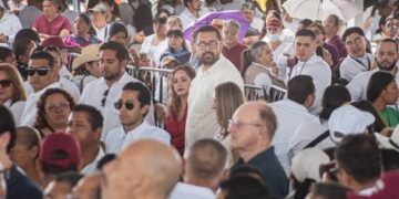 «Vete con dignidad, sin pleito ratero», dicen al regidor panista Jiménez