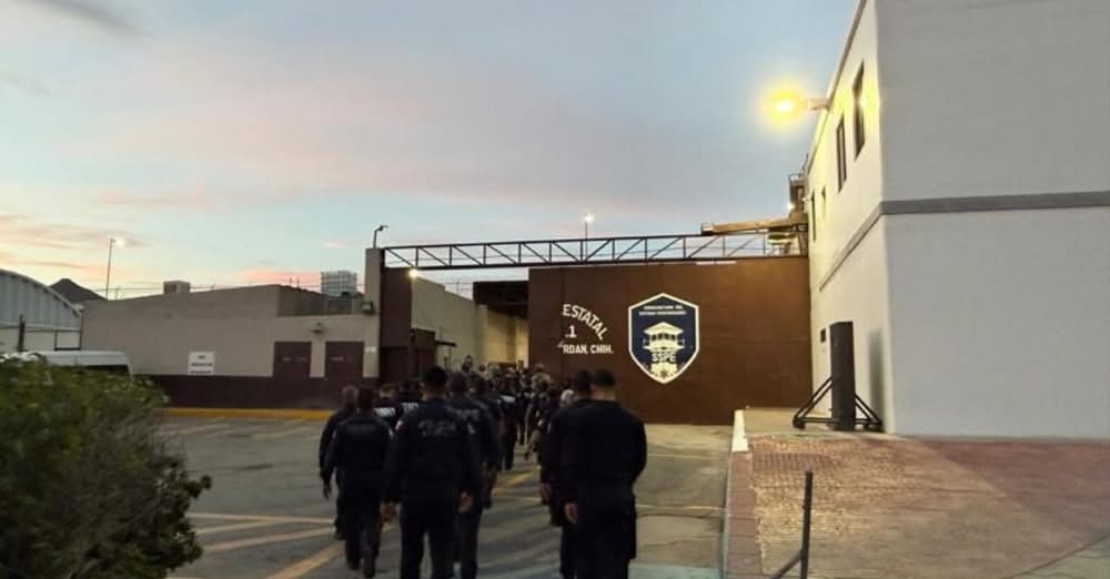 Vinculan a proceso a cuatro custodios por la tortura y homicidio calificado de un reo en Chihuahua