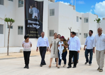 Destaca Sheinbaum reestructuración de cinco millones de créditos y entrega viviendas en Yucatán