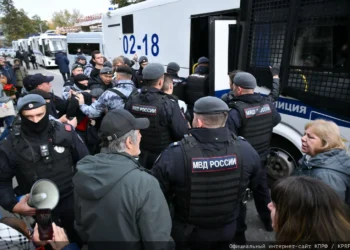 Detienen a manifestantes del Partido Comunista en Moscú
