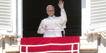 Intervención pulmonar: hospitalizan al papa León XIV para extirpar nódulo