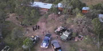 Aseguran explosivos caseros en Balleza