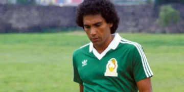 Cincuenta años del histórico debut de Hugo Sánchez en el futbol profesional