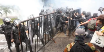 Intervención federal y exigencias de liberación tras represión policial en marcha por el agua en Guadalajara