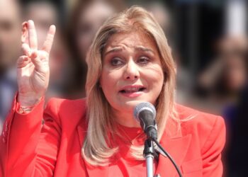 Acusan a Maru de traicionar a su fiscal